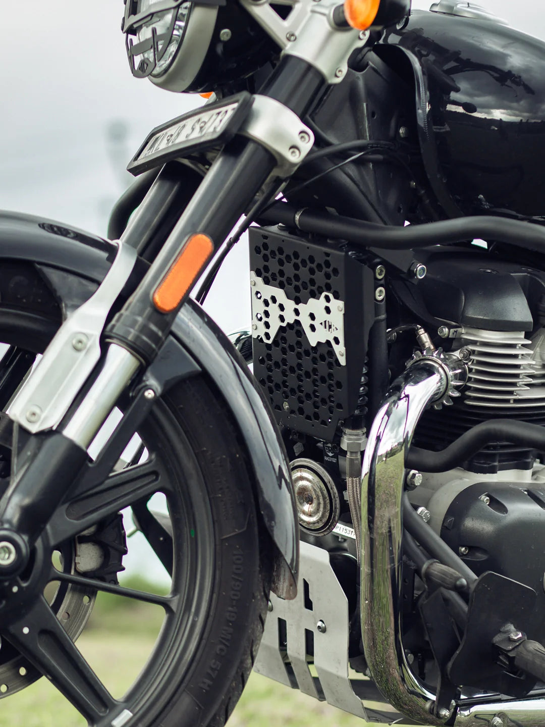 Legundary Custom RE Super Meteor 650 Vector Radiator Grill - RAG10549