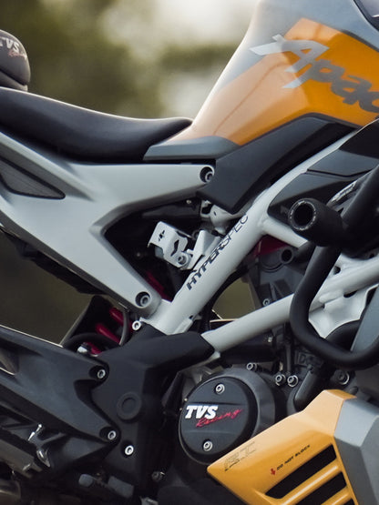 Legundary Custom TVS Apache RTR310 Casque Rear Oil Cap - CAP17497