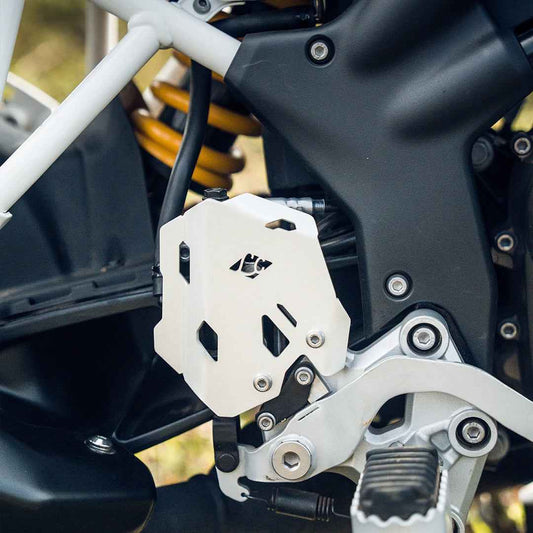 Legundary Custom TVS Apache RTX 300 Titan Boot Guards - CAP25808