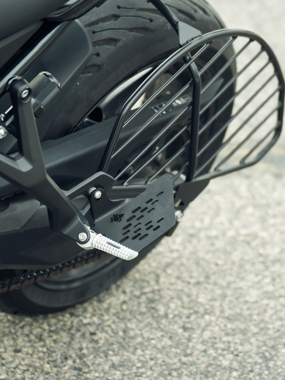 Legundary Custom Triumph Tiger 660 Bloster Pillion Foot Rest - FOO16454