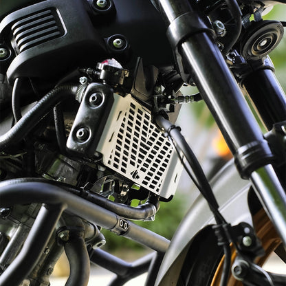 Legundary Custom Yamaha XSR 155 Vector Radiator Grill Silver - RAG26259