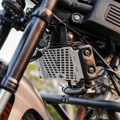 Legundary Custom Yamaha XSR 155 Vector Radiator Grill Silver - RAG26259