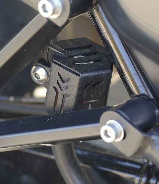 Moto Torque Harley 440x - Reservoir Oil Guard (Black)