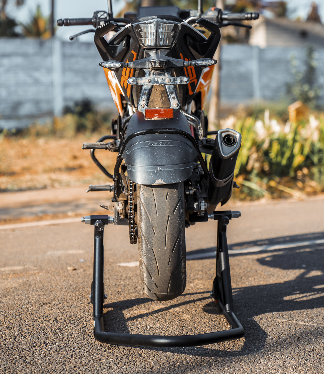 Moto Torque Paddock Stand -Black For Pulsar NS 200-PADDOCK-00001