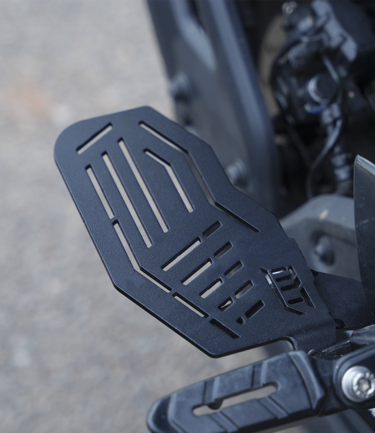 Moto Torque Pulsar NS200 - Footrest (Set)