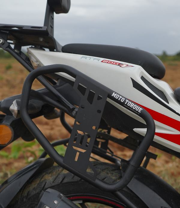 Moto Torque TVS Apache RTR 200 4v - Saddle Stay