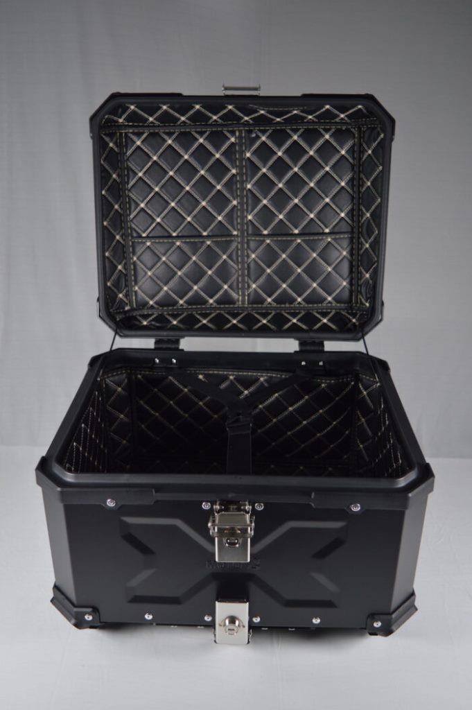 Moto Vanguard 55L Top Box-SKU023