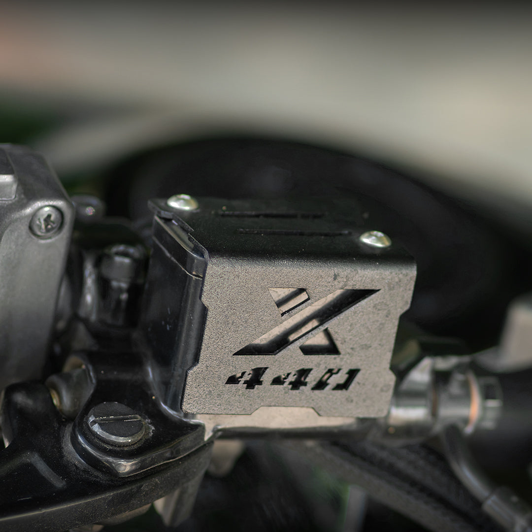 Moto Torque Front Master Cylinder Guard (MS) For Harley Davidson X440T