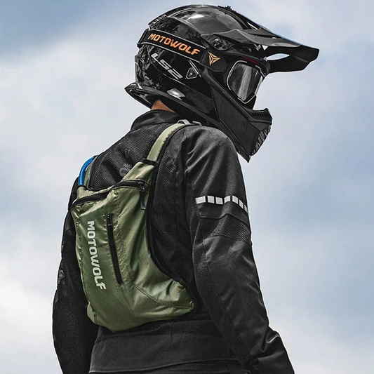 Motowolf MB7 Hydration Backpack with 2L Water Bladder - Army Green