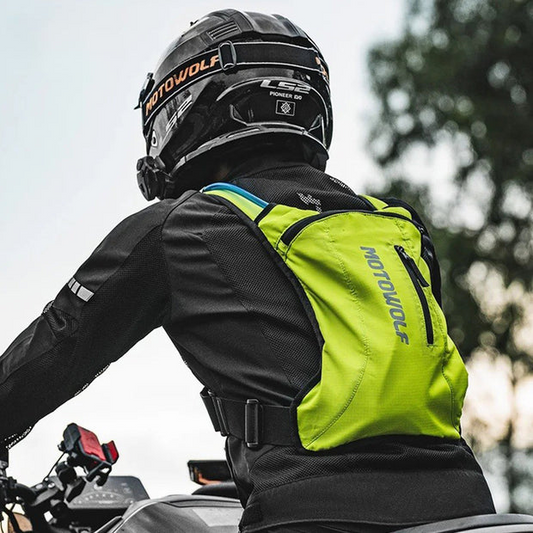 Motowolf MB7 Hydration Backpack with 2L Water Bladder - Neon Green