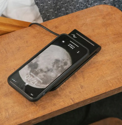 PEAK DESIGN MOBILE WIRELESS CHARGING STAND: Black - Riders Junction