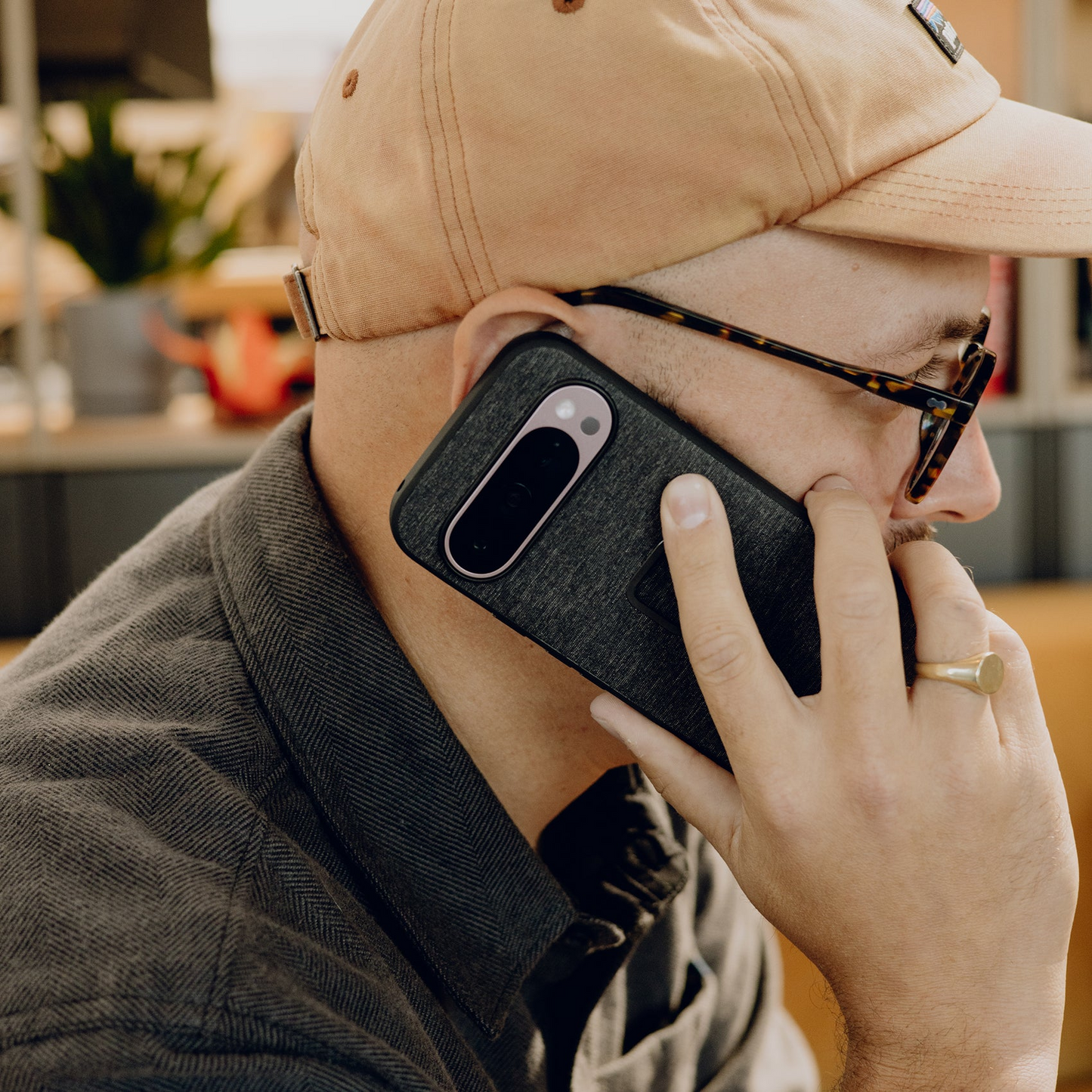 Peak Design Mobile Everyday Fabric Phone case For Google Pixel 9 Pro XL (Charcoal) - PD-M-MC-BY-CH-1