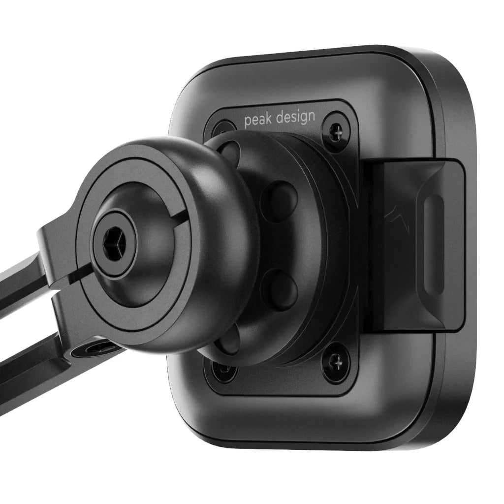 Peak Design Vent Charging V2 Car Mount (Black) - PD-M-CM-AD-BK-2