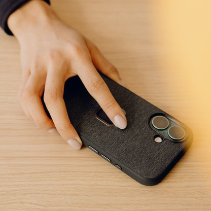 Peak Design iPhone 16 plus Everyday Fabric Phone Case (Charcoal) - PD-M-MC-BT-CH-1