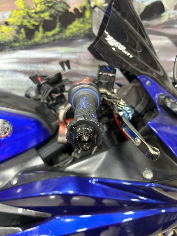 Pro-Spec Easy Cruz Plug Type for Yamaha R15 V4 - ECZ 027