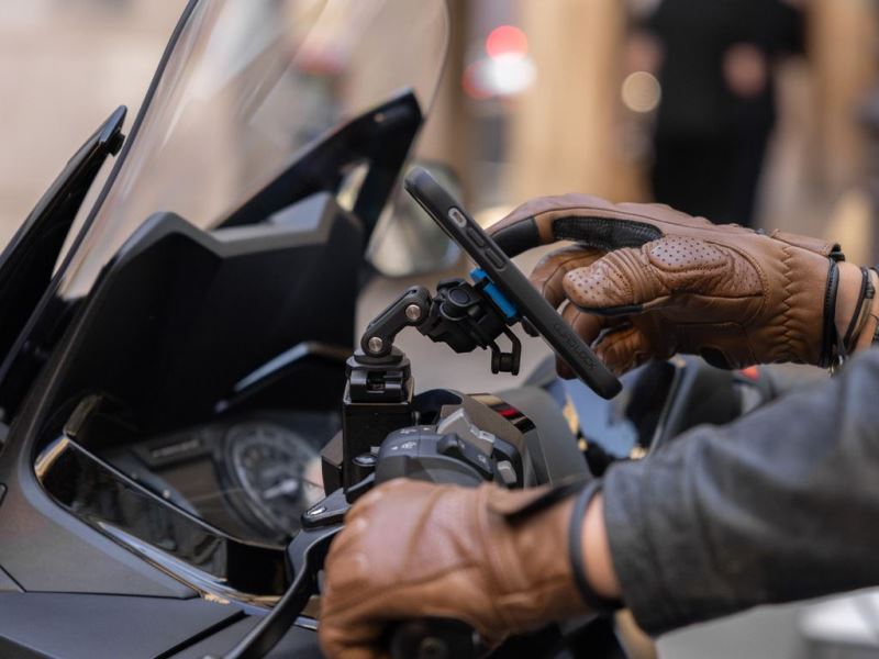 Quadlock® Motorcycle Brake Reservoir Mount - V2-QLM-BRS-2