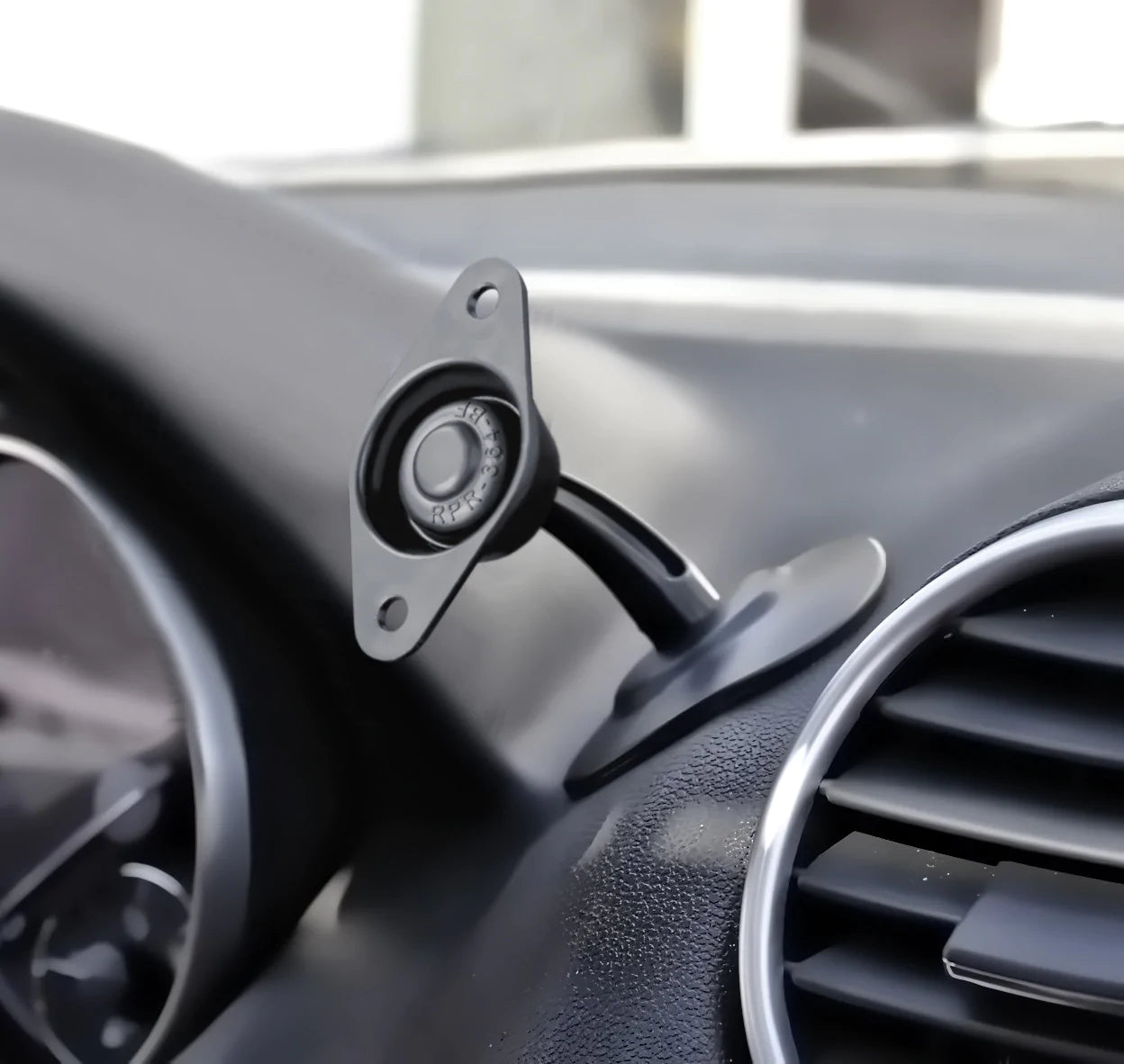 RAM BASE CAR - LIL BUDDY ADHESIVE STICK BASE DASH MOUNT