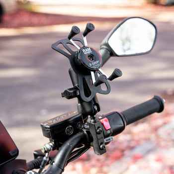 RAM® Mounts Motorcycle Brake/Clutch Reservoir Ball Base (RAM-B-309-1U)