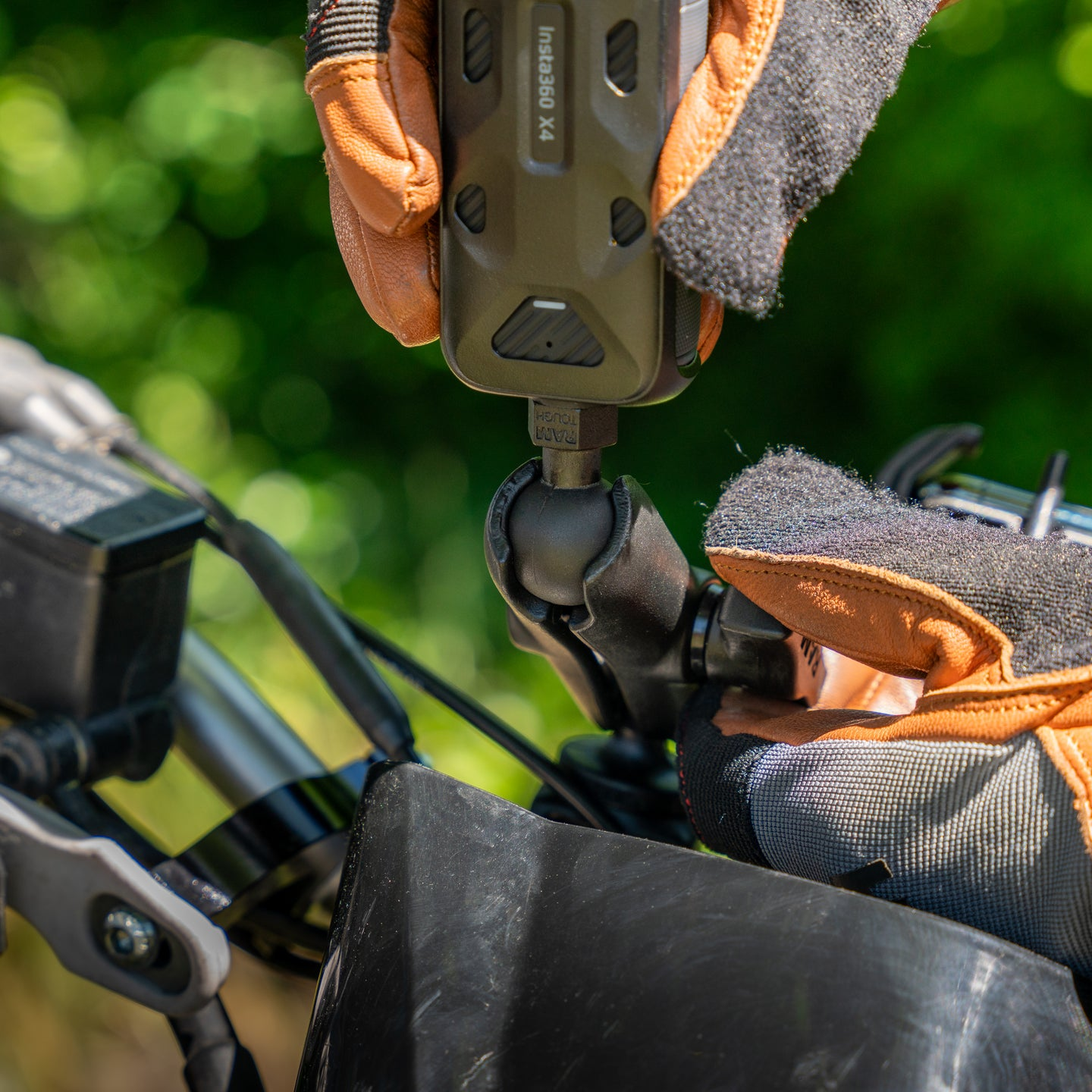 RAM® Mounts Tough-Ball™ Adapter for Insta360 (RAP-B-379U-252025-RW)