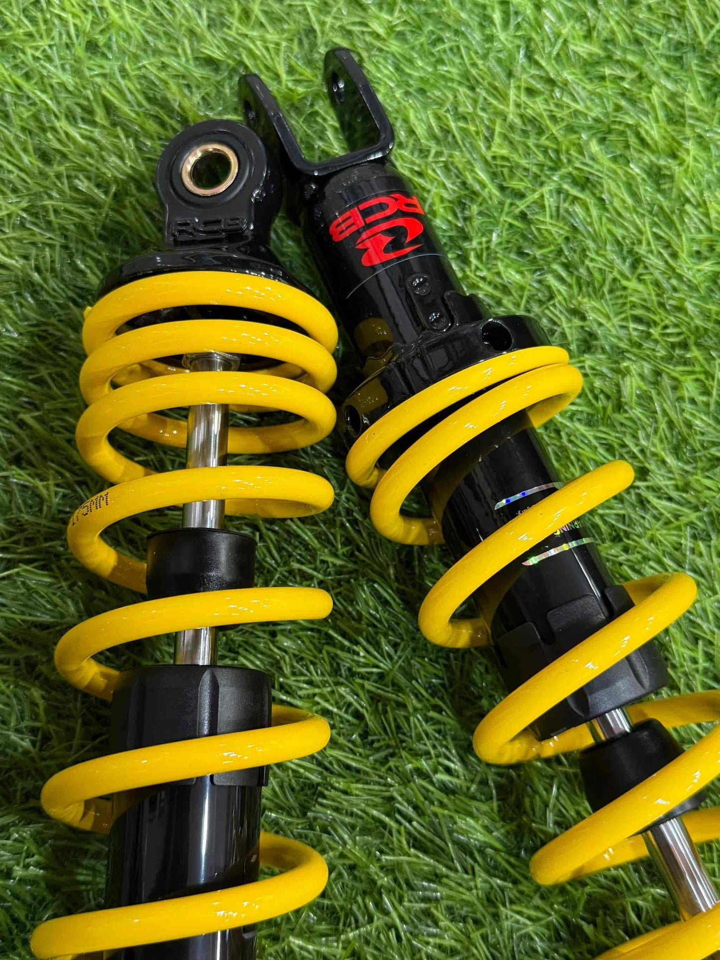 RCB Rear Shock Absorber A3 Aerox 155 305mm - 01A0266 - Yellow