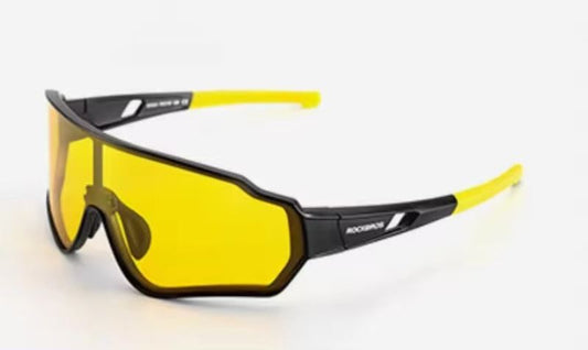 ROCKBROS Polarized Sports Sunglasses UV protection Wind Guide Design (10164)-Yellow