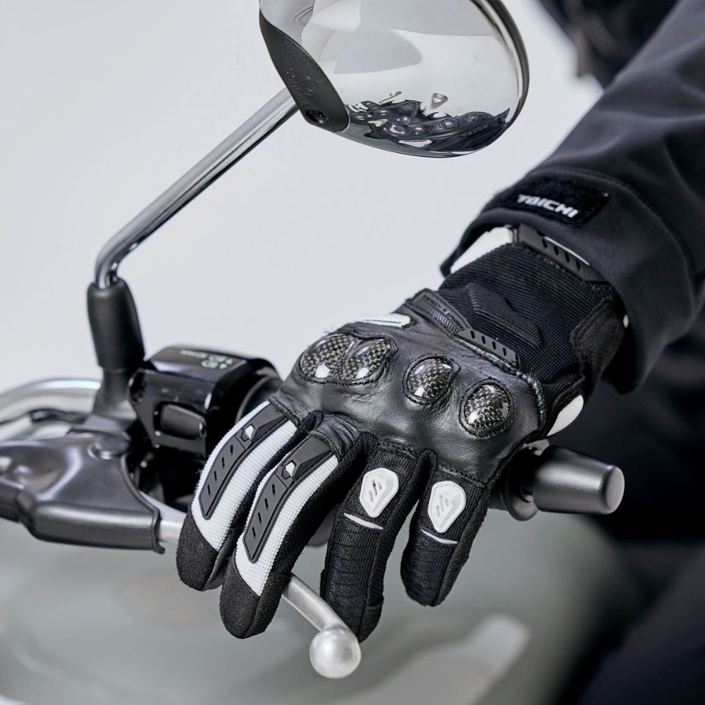 RS Taichi Velocity Mesh Gloves - Black White