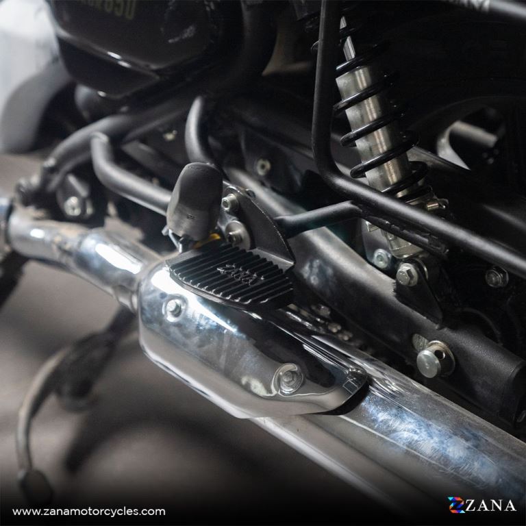 ZANA Rear Footrest (pair) MS For Super Meteor 650 - ZI-8305 - Riders Junction