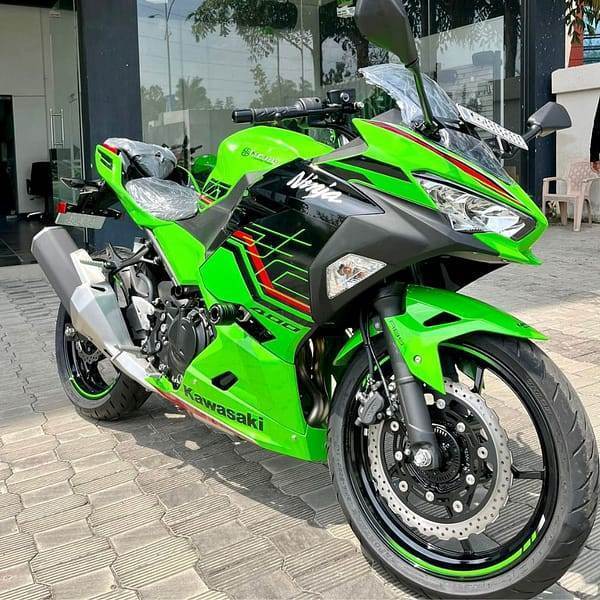 Retrocross Frame Sliders For Kawasaki Ninja 400