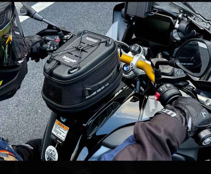 Rhinowalk Mechanic Series x 5.6L Magnetic Tank Bag Black (MJX2011BK)