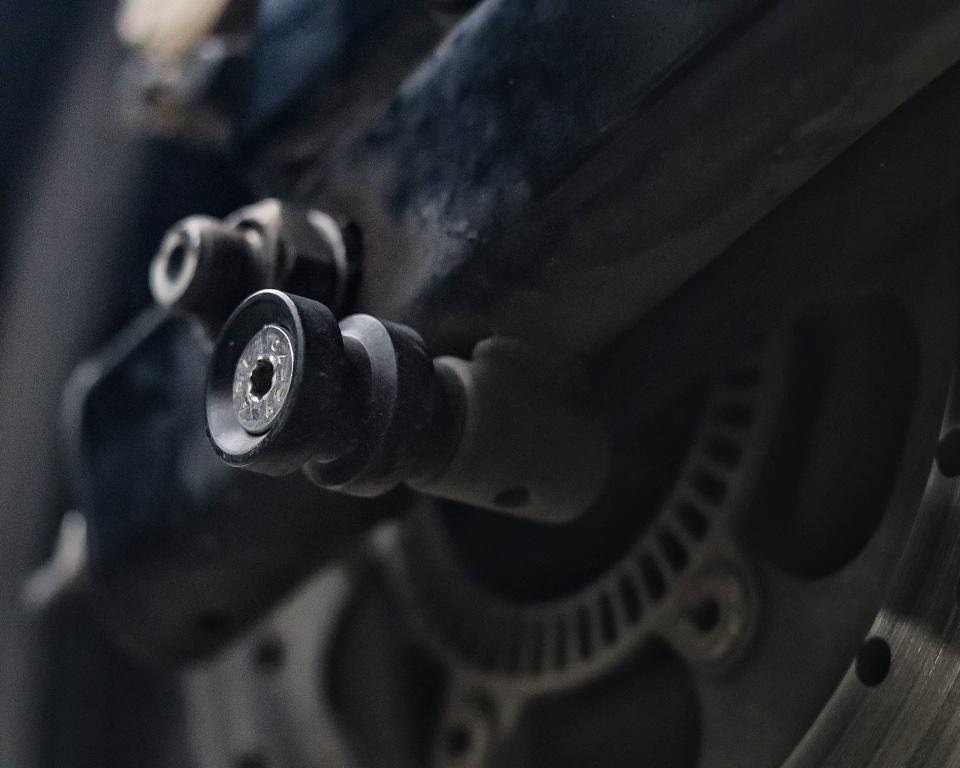 Royal Enfield Interceptor/Continental GT 650 - Swingarm Spools - SS Motocorp - Riders Junction