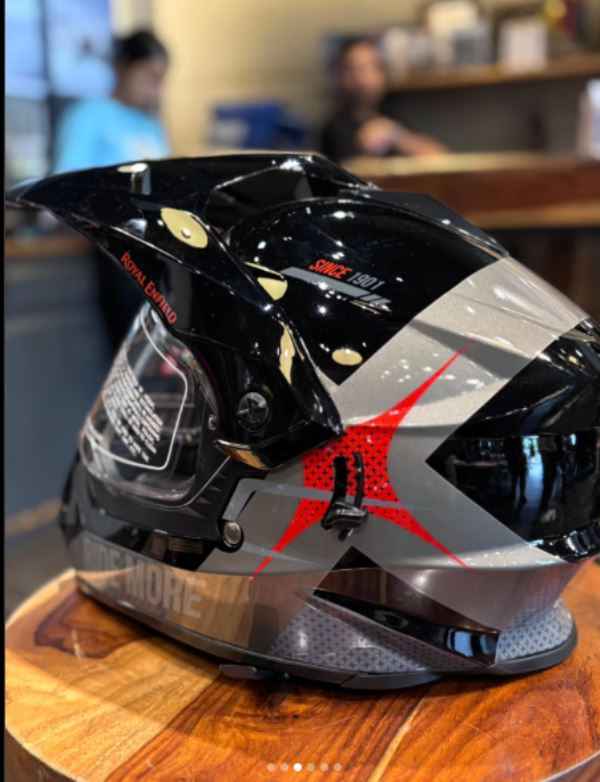 Royal Enfield Throttle Dual Sport Kinetic Gloss Black Helmet