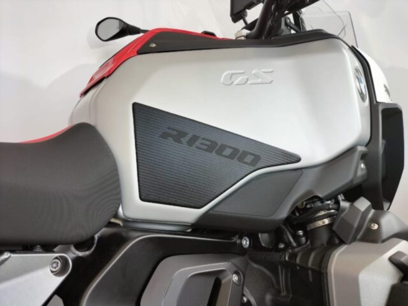 Rubba Tech- Adventure Ergonomics-Tank and Knee Pads For BMW R1300GS