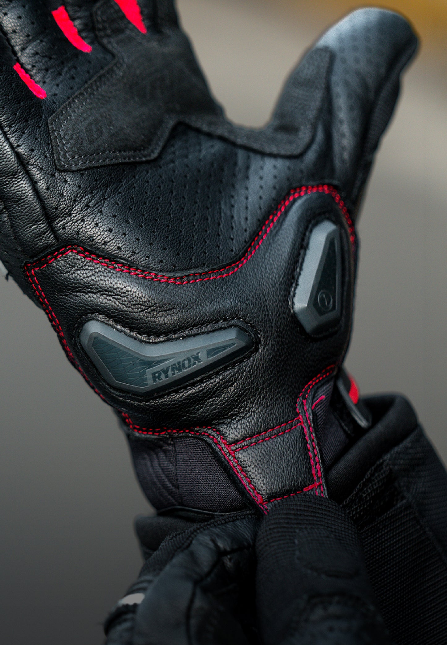 Rynox AIR GT 2 Riding Gloves - Black/Red
