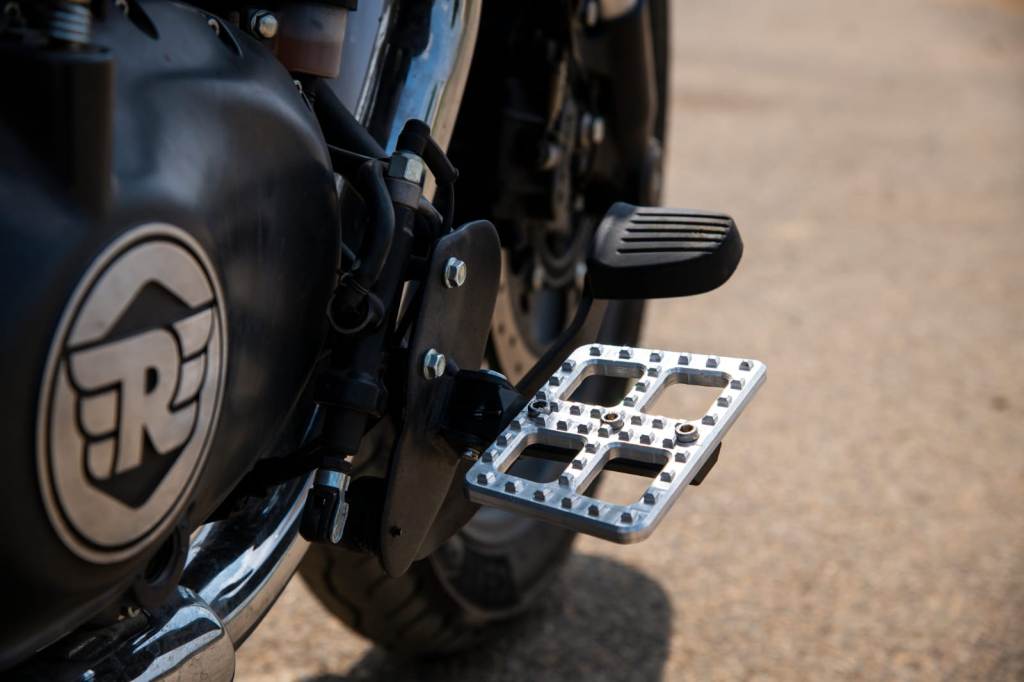 JOURNEY - Premium Aluminium Floorboard - Super Meteor 650 - Riders Junction