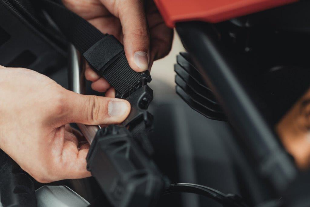 SW-Motech Blaze Saddlebag Mounts for Kawasaki Z800 - HTA.08.740.81101/B - Riders Junction