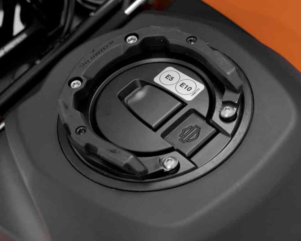 SW-Motech Quick Lock PRO Tank Ring - Harley-Davidson Pan America