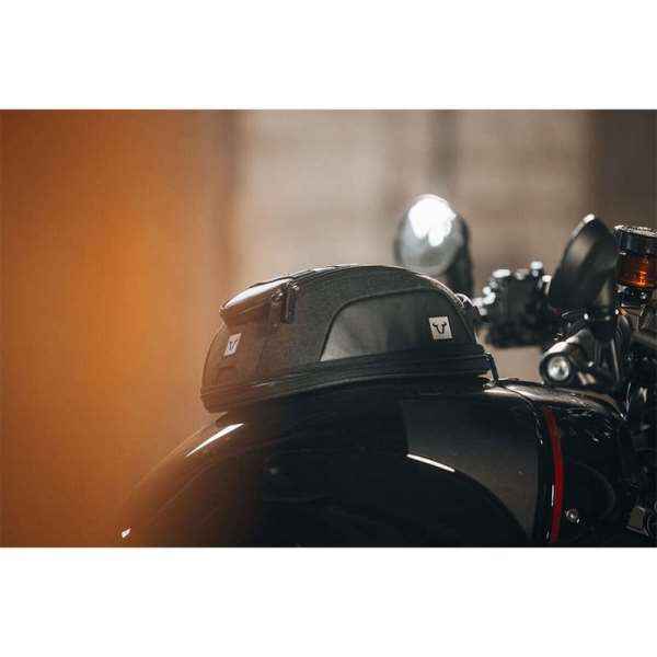 SW-Motech 3.5-5.5L Legend Gear Magnetic Tank Bag-BC.TRS.00.401.20000