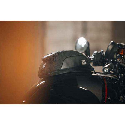 SW-Motech 3.5-5.5L Legend Gear Magnetic Tank Bag-BC.TRS.00.401.20000