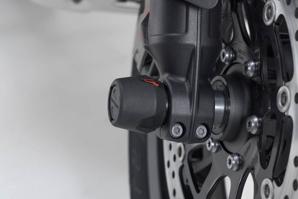 SW-Motech Front Axle Sliders for BMW R 1250 R / S 1000 XR / R 1300 GS - STP.07.176.11001/B