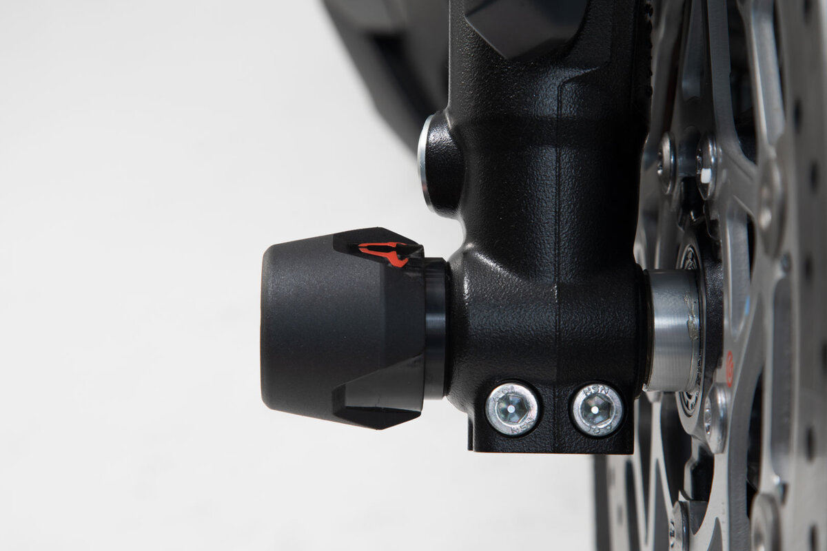 SW-Motech Front Axle Sliders for BMW S 1000 R / S 1000 RR / S 1000 XR / M 1000 R - STP.07.176.10301/B