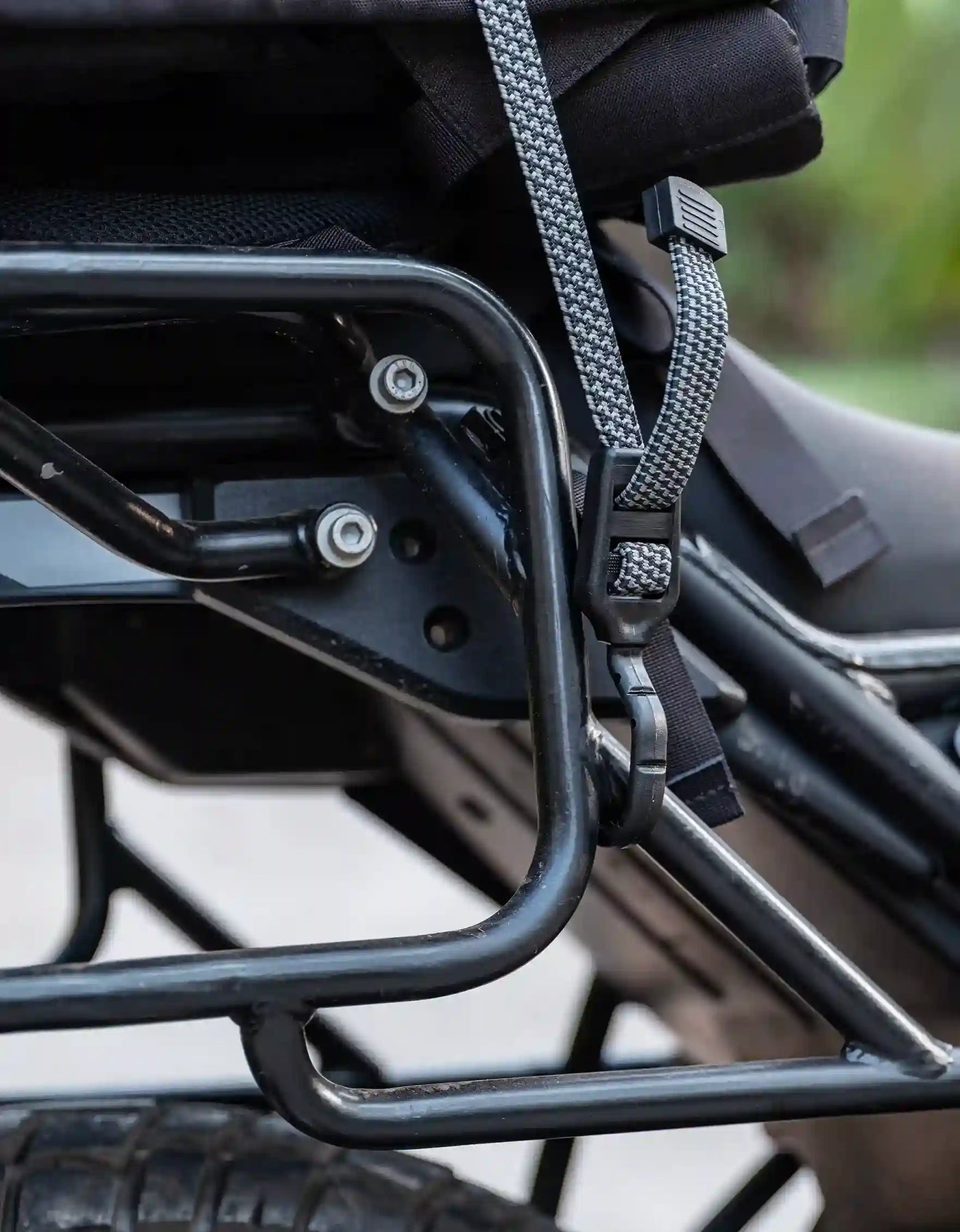 Solace Ragno Straps - Black