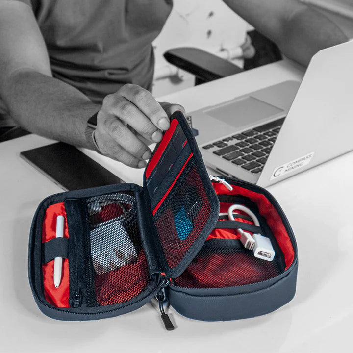 Carbonado Tech Pouch - Multiple Pockets + 2L Capacity - Buy Now At ...
