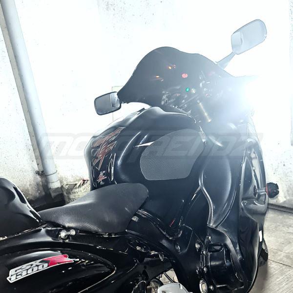 Traction Pads – Suzuki HAYABUSA (2018)