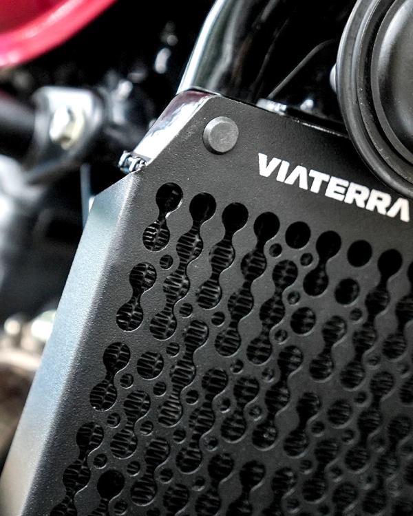 Viaterra Radiator Guard – Triumph Speed 400