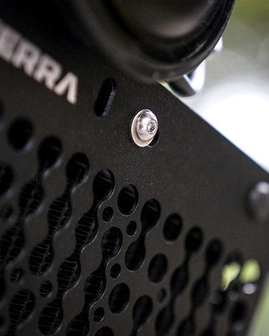 Viaterra Radiator Guard – Triumph Speed 400