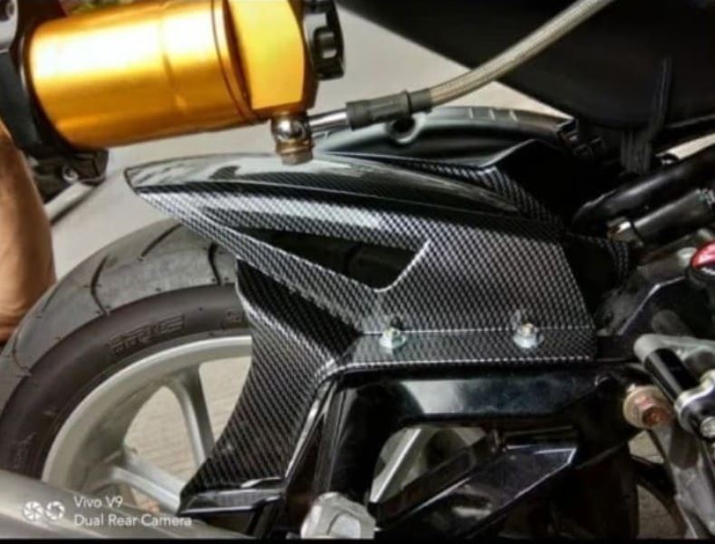 Yamaha Aerox Accessories India Yamaha Aerox Rear Tyre Hugger Rear Tyre Fender Carbon Type 2