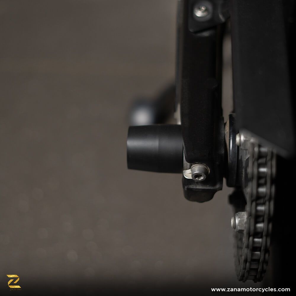 ZANA Rear Axle Protector For BMW F 900 XR- ZP-057