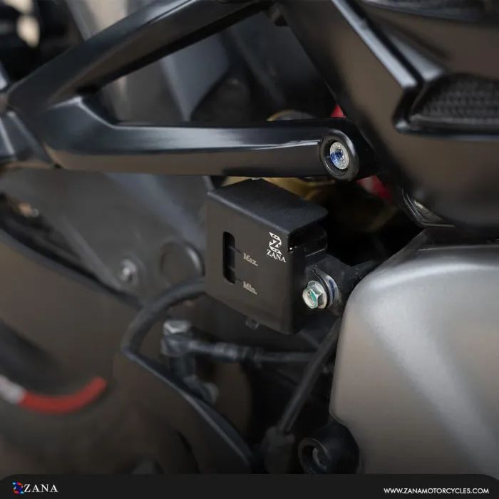 ZANA Rear Fluid Reservoir Cover for Pulsar NS400Z - ZI-8250