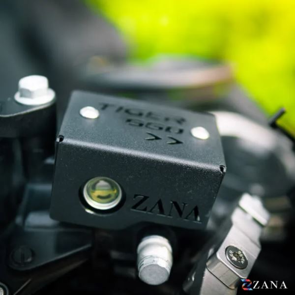 ZANA Front Fluid Reservoir Cover For Triumph Tiger 660-ZI-8679