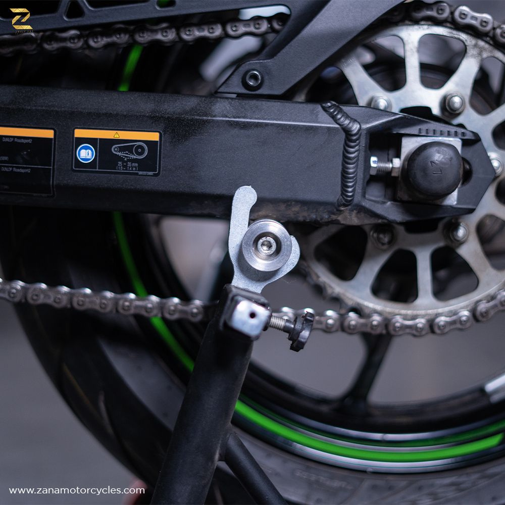 Rear Paddock Spool For Kawasaki Z900 - ZP-022 - Riders Junction